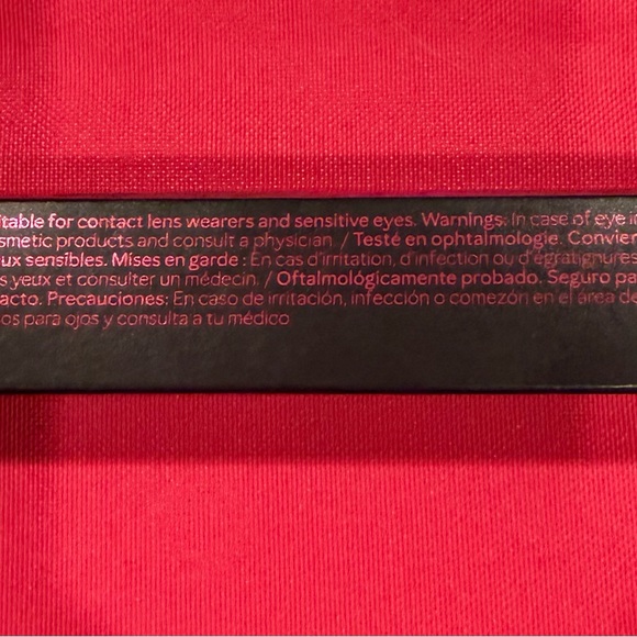 Mary Kay Lash Love Fanorama Mascara - Black New in Box - Picture 3 of 5